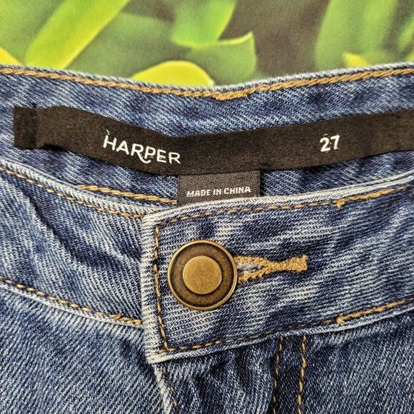 Harper style 77809 Distressed Embroidered Boho Denim Shorts size 27 - Picture 5 of 8